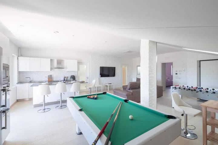 Casa vacanza per 6 persone, con Balcone e Idromassaggio nonché Terrazza e Sauna a San Ginesio