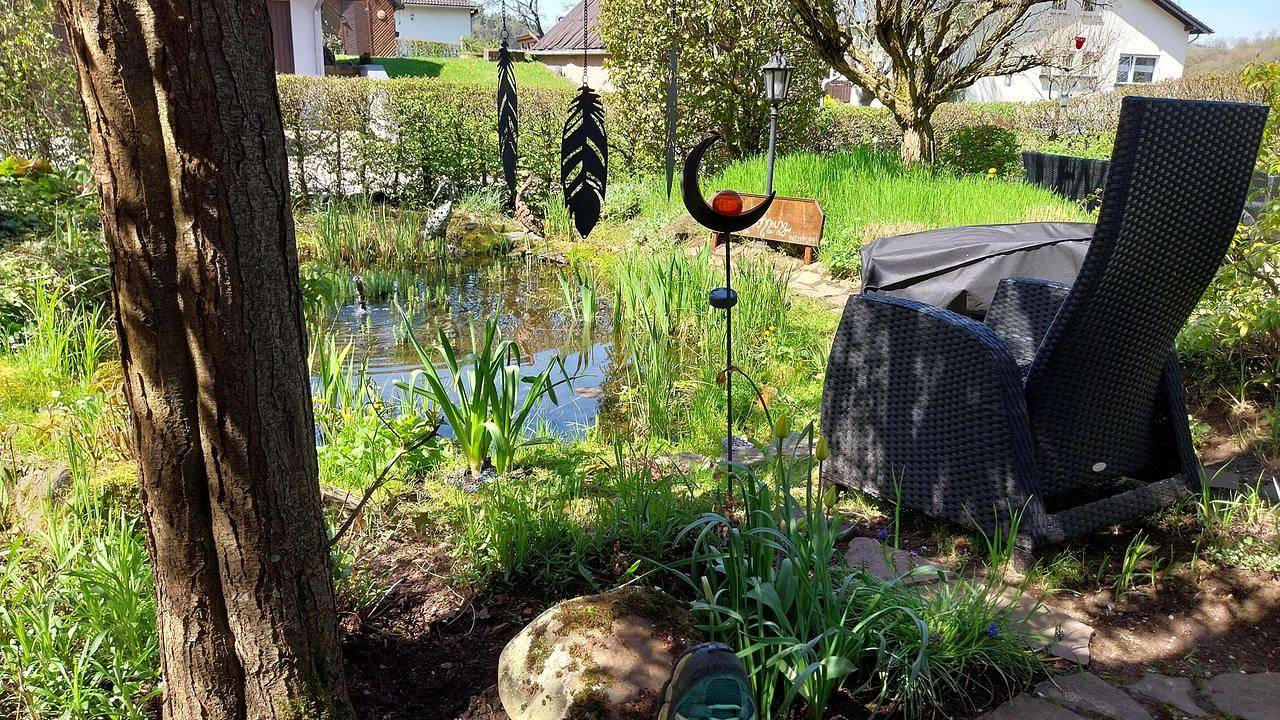 Geheel vakantieappartement, Vakantieappartement voor 2 personen met tuin in Gerolstein, Vulkaan-Eifel