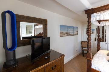 Holiday Home for 4 People in Mudeford, Christchurch, Photo 3