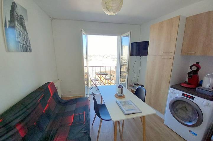 Gîte pour 3 personnes, avec Balcon dans Gare D Orleans
