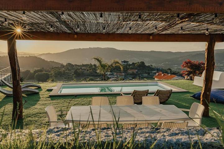 Casa rural para 8 personas, con jardín además de vistas y piscina, Se admiten mascotas en Arouca - 3