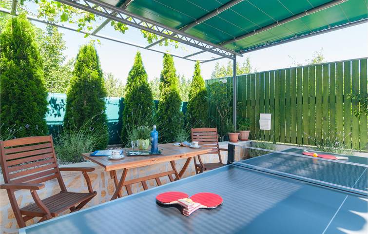 Ferienhaus für 8 Personen, mit Terrasse - 1