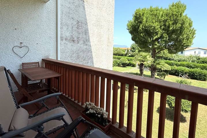 Entire apartment, P072 – Porto Recanati, comfortable three-room apartment just steps from the sea in Scossicci, Porto Recanati