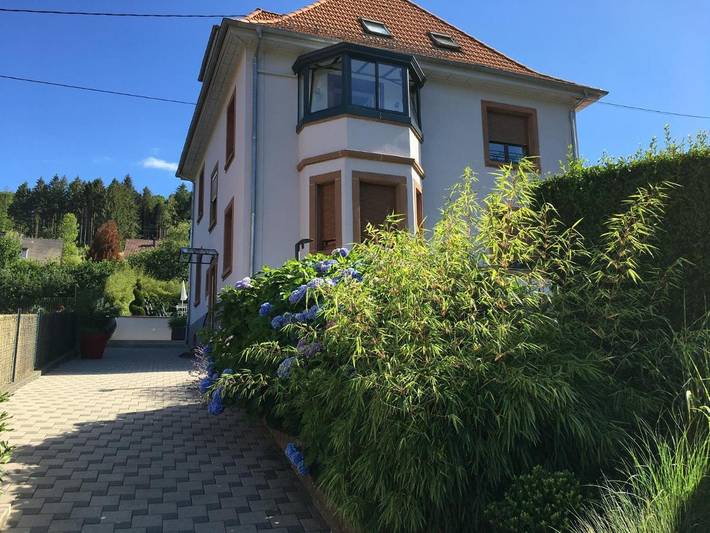 Gîte pour 4 personnes, avec jardin et vue dans Barembach