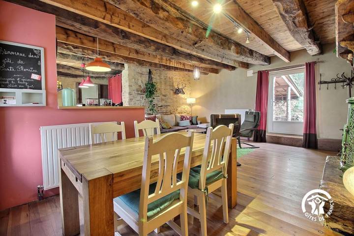 Gîte pour 3 personnes, avec Terrasse et Jardin à Néant-sur-Yvel - 4