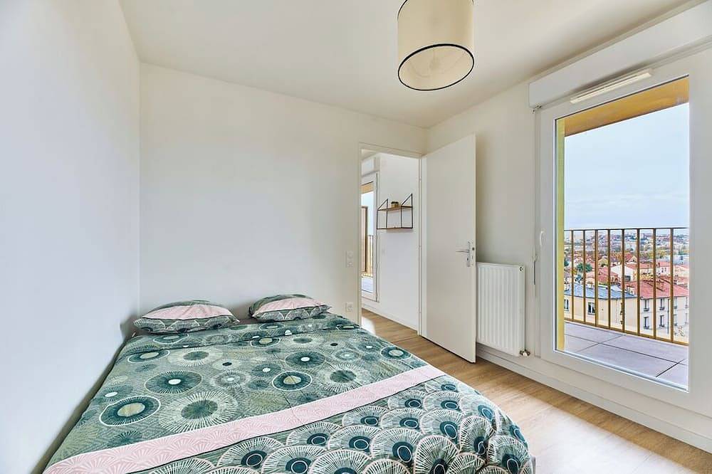 Entire apartment, Parking and walking distance from Rer B and metro (line 4) in Bagneux, Hauts-de-Seine