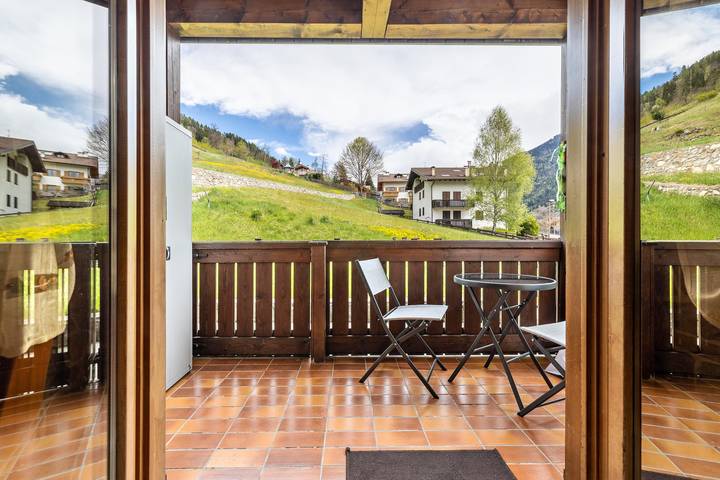 Appartamento intero, Appartamento 'Collini Le Betulle' con vista montagna, giardino privato e balcone in Spiazzo, Alpi dell'Adamello e della Presanella