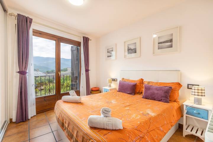 Gîte pour 6 personnes, avec balcon à Sort