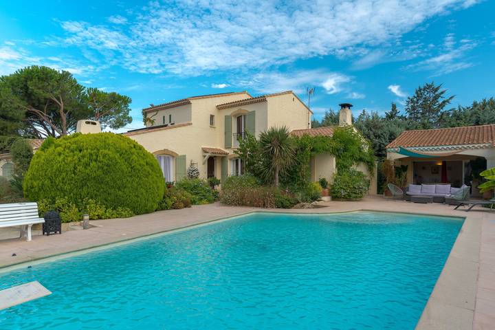 Appartement de vacances pour 2 personnes, avec Jardin à Salon-de-Provence