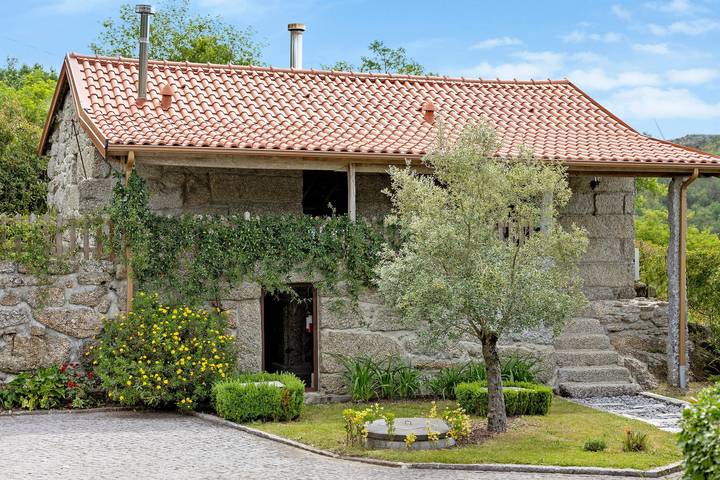 Ferienhaus für 4 Personen, mit Balkon und Garten - 1