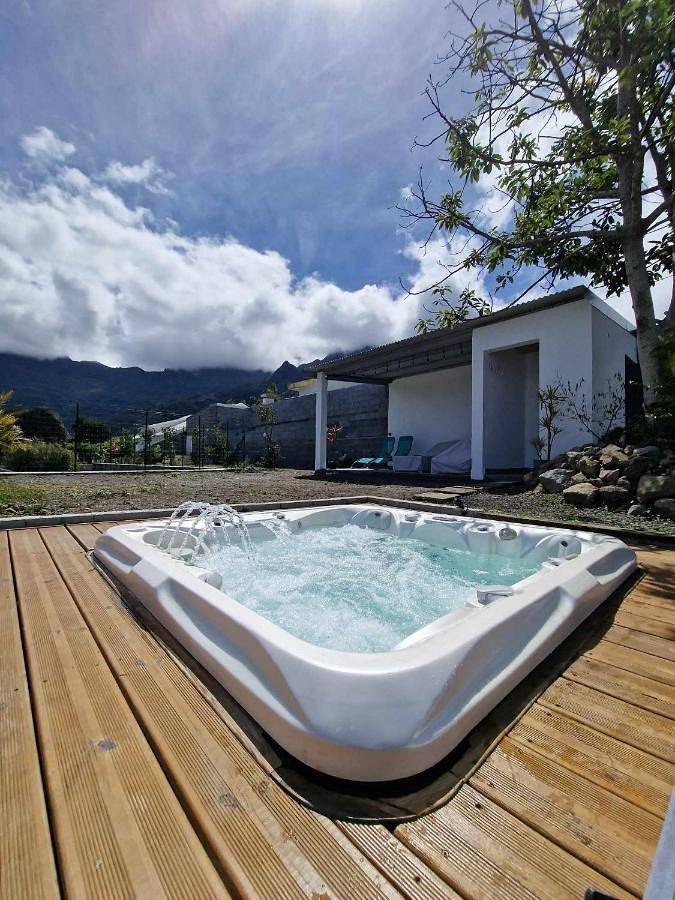 Maison de vacances pour 11 personnes, avec vue et jardin à Cilaos