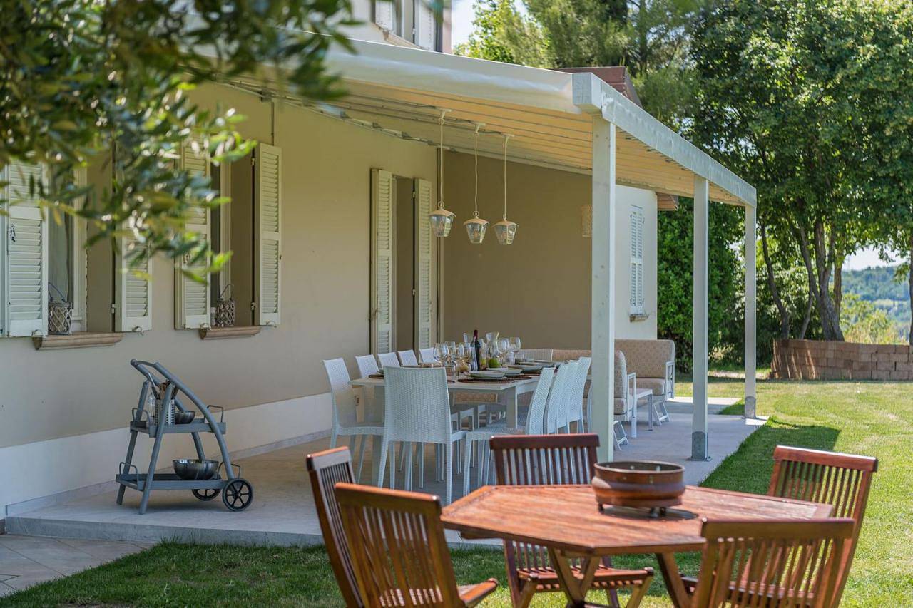 Villa with Private Pool in Pesaro, Valle del Metauro