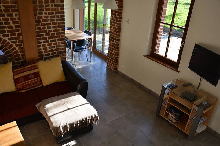 Gîte pour 4 personnes, avec jardin à Les Loges - 3