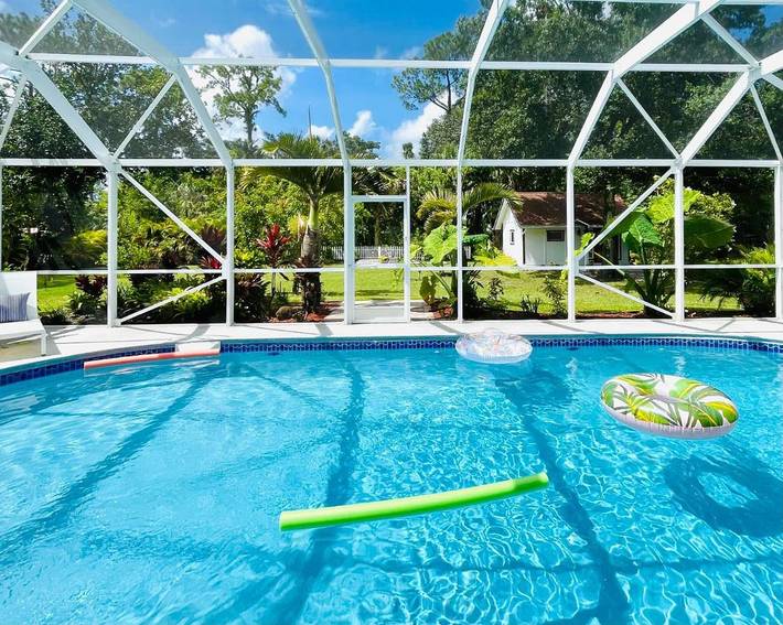 Casa de vacaciones para 12 personas, con piscina además de jardín y vistas - 1