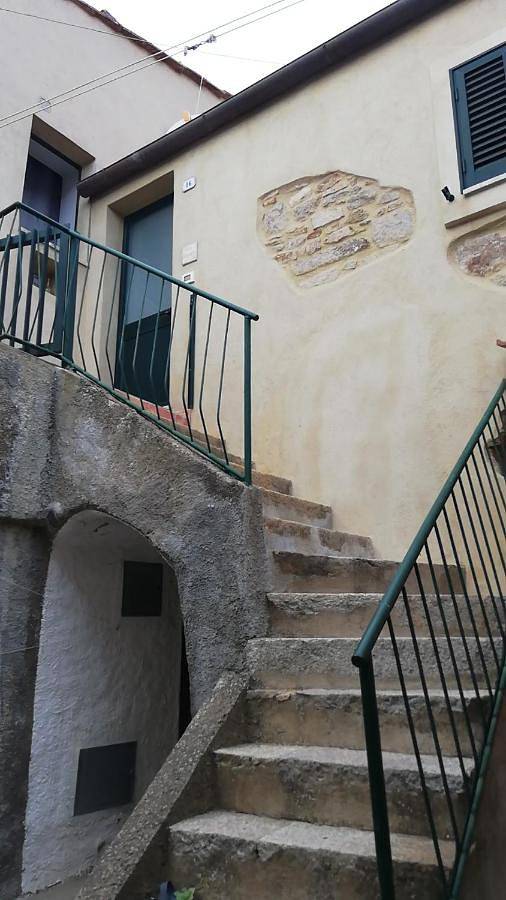 Ferienwohnung für 6 Personen, mit Balkon und Ausblick, kinderfreundlich auf Isola del Giglio - 3