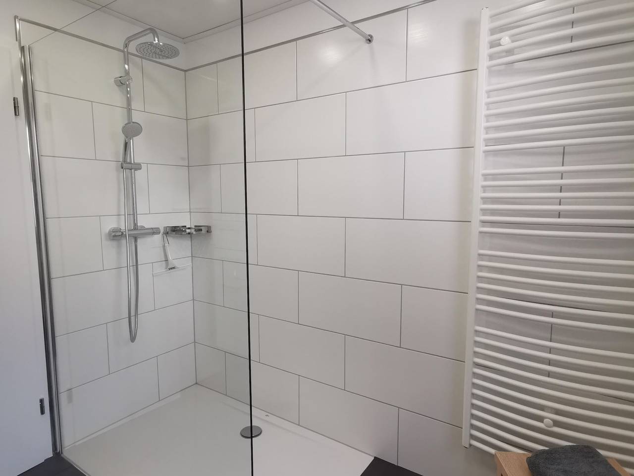 Ganze Ferienwohnung, Ferienwohnung Robert - Appartement/Fewo, Dusche, Wc, 1 Schlafraum in Vorderweidenthal, Südliche Weinstraße