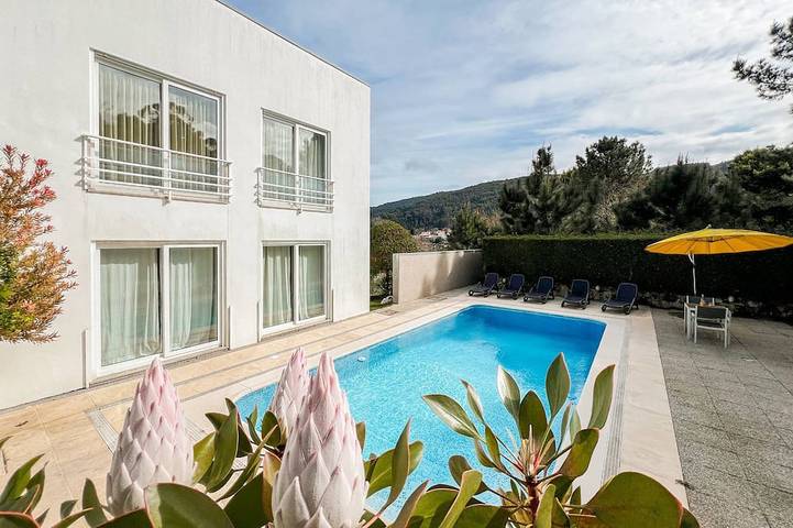 Ferienhaus für 9 Personen, mit Garten und Balkon