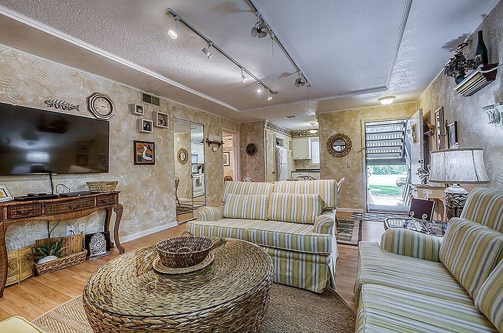 Ganze Wohnung, 2 blocks to the beach! First floor 2 Br/2 Ba - Secluded Lanai, Wifi, Pool&Tennis in Amelia Island