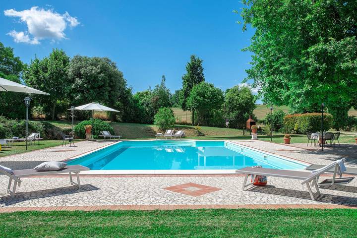 Tenuta Astolfi 12+3, Emma Villas in Acquasparta, Perugia e dintorni