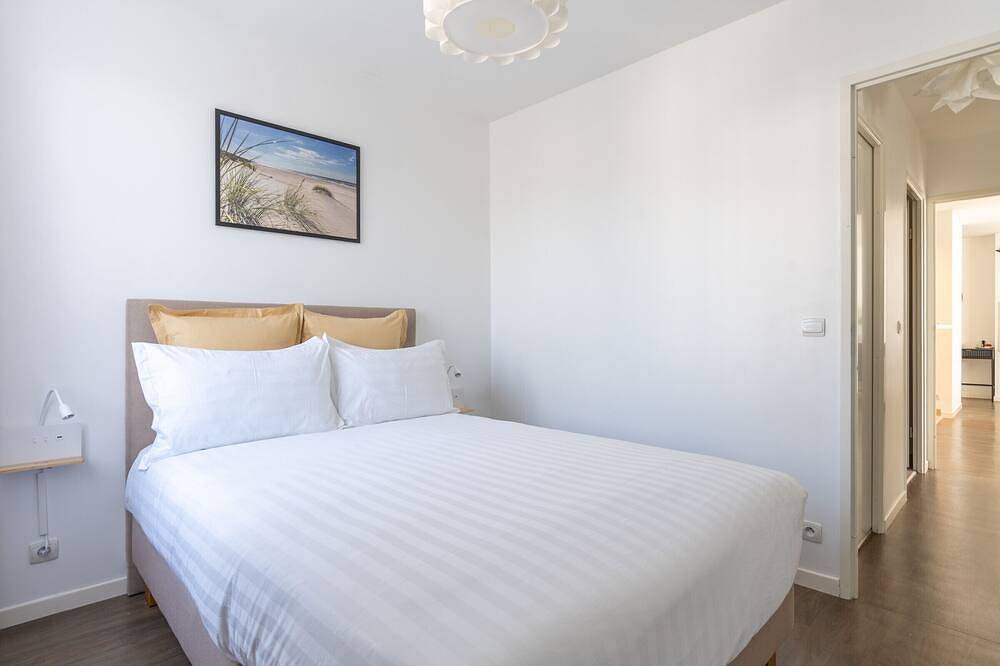 Entire apartment, Appartement moderne et spacieux – 3 chambres + parking in Bailly-Romainvilliers, Seine-et-Marne