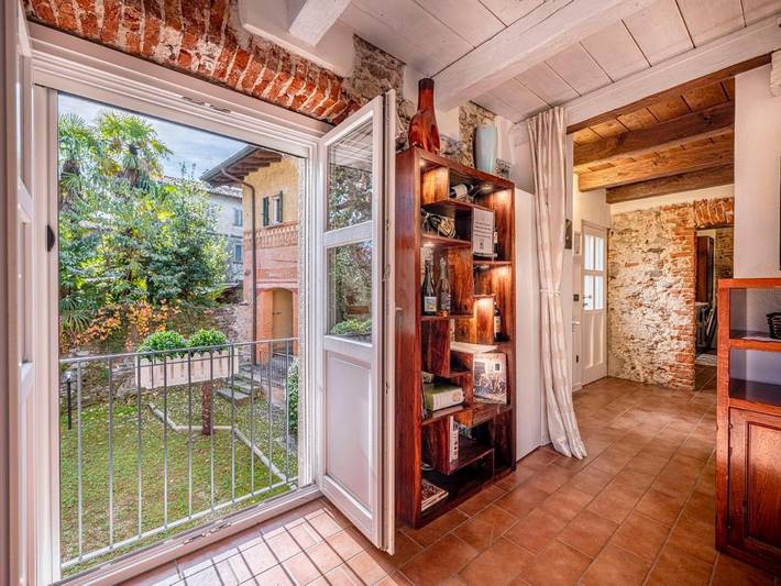 Ferienwohnung für 4 Personen, mit Garten und Ausblick sowie Seeblick