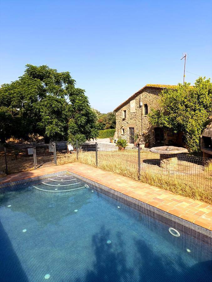 Casa rural para 2 personas, con Terraza y Jardín además de Piscina y Vistas en Celrá - 2