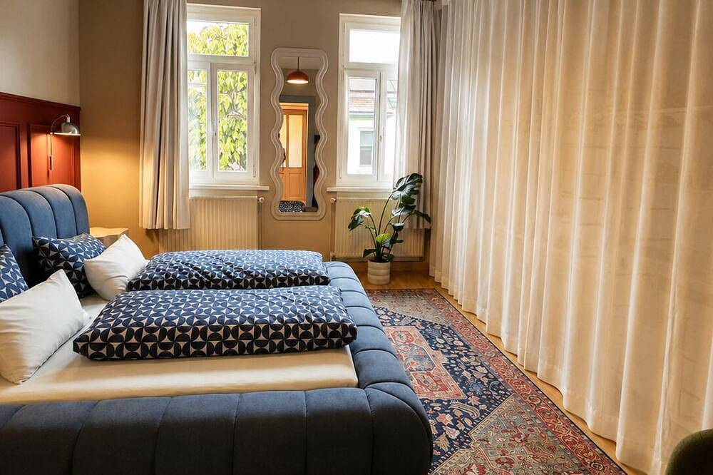 Ganze Wohnung, Zum Buntspecht-Ziemlich bunt. Ziemlich gemütlich. Für Alle, die es anders mögen. in Coburg, Oberes Maintal - Coburger Land