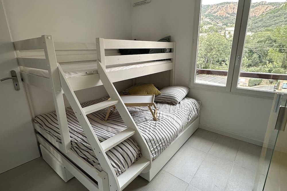 Appartement entier, Duplex vue mer exceptionnelle 7 pers in Saint-Raphaël, Massif de l'Esterel