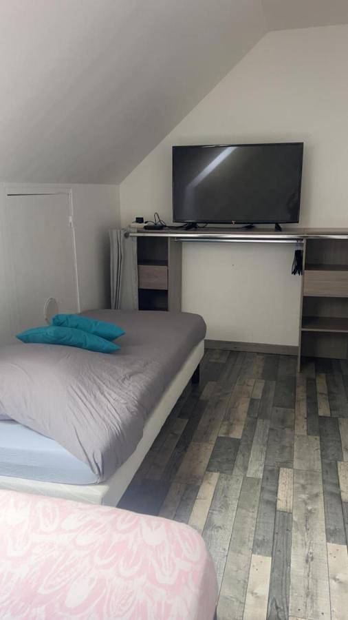 Appartement de vacances entier, Chambre proche du circuit des 24h in Mulsanne, Sarthe