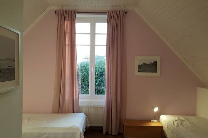 Location de vacances pour 10 personnes, avec jardin dans Plage des Dunes (Penvénan) - 4
