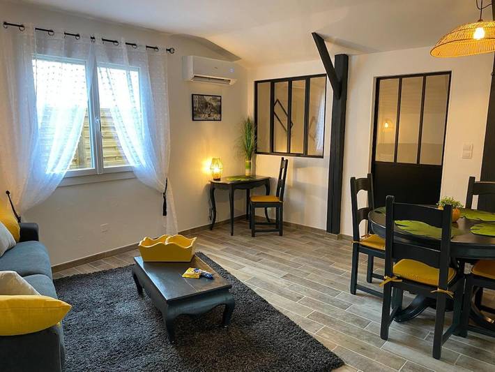 Location de vacances pour 4 personnes, avec jardin et terrasse à Saint-Laurent-de-Mure - 4