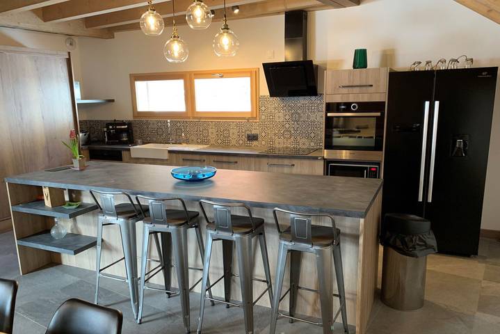 Gîte pour 14 personnes dans Office De Tourisme De Vaujany - 3