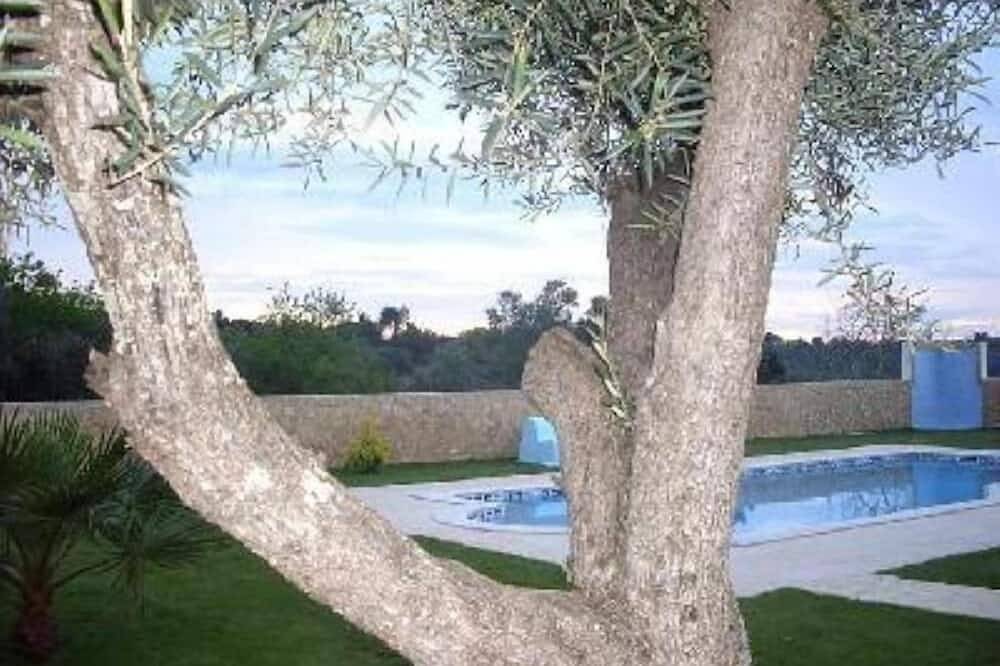 Villa 10 Minuten vom Golfplatz und strande und der historischen Stadt Silves in Algoz, Faro Distrikt
