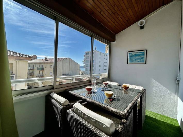 Gîte pour 5 personnes, avec balcon dans Casino De Sainte Maxime