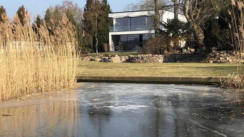 Ferienhaus für 6 Personen, mit Seeblick und Sauna sowie Garten und Terrasse in Berlin