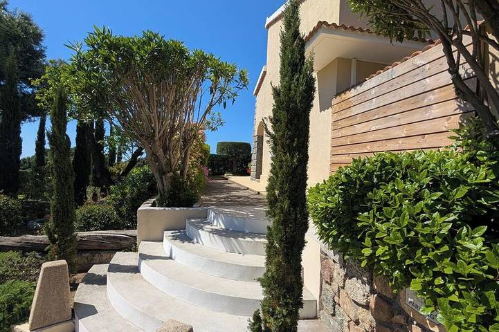 Appartement entier, T2 Michele-  Bel Appartement dans résidence avec piscine in Propriano, Arrondissement de Sartène