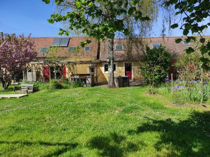 Cottage pour 2 personnes, avec vue et jardin à Saint-Ouen-en-Belin