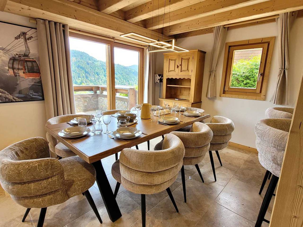 Wunderschönes Chalet mit 4 Schlafzimmern in Les Gets, atemberaubende Aussicht in Les Gets, Les Portes du Soleil