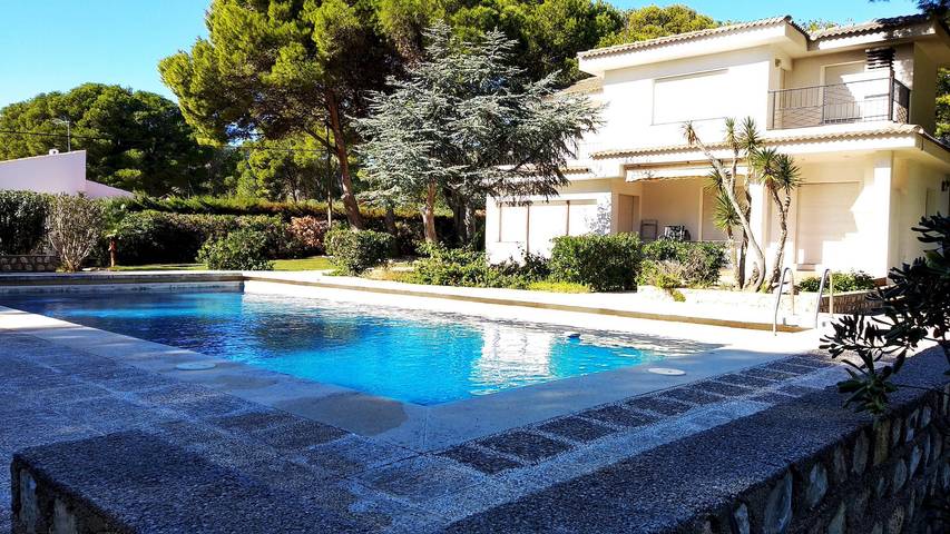 Villa Yate With Private Swimming Pool in Cala Llobeta (Terres de l'Ebre), Calafat