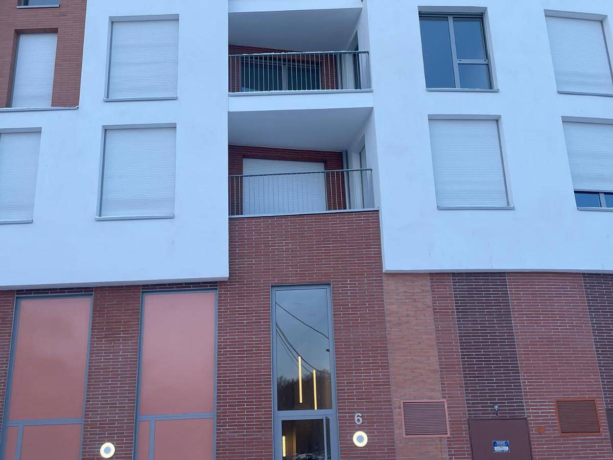 Appartement entier, Studio haut standing confort et modernité in Clichy-sous-Bois, Seine-Saint-Denis