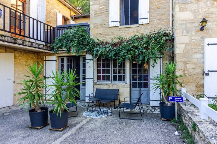 Ferienhaus für 5 Personen, mit Balkon und Garten