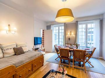 Gîte pour 6 personnes, avec balcon dans Eglise Saint Malo