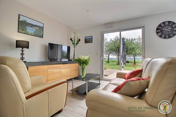 Gîte pour 4 personnes, avec terrasse et jardin, animaux acceptés en Cotes-d'Armor - 3