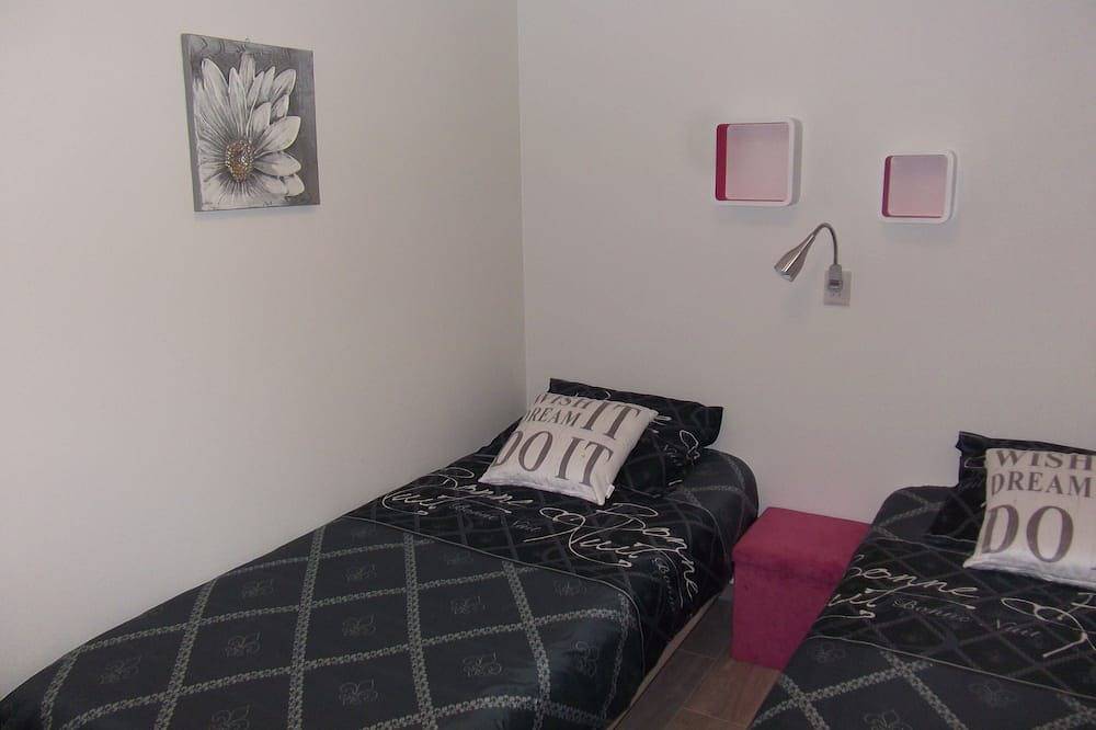 Luxe moderne bungalow vlakbij duinen en strand. Gratis Wifi. in Sint Maartensvlotbrug, Nederlandse Noordzeekust