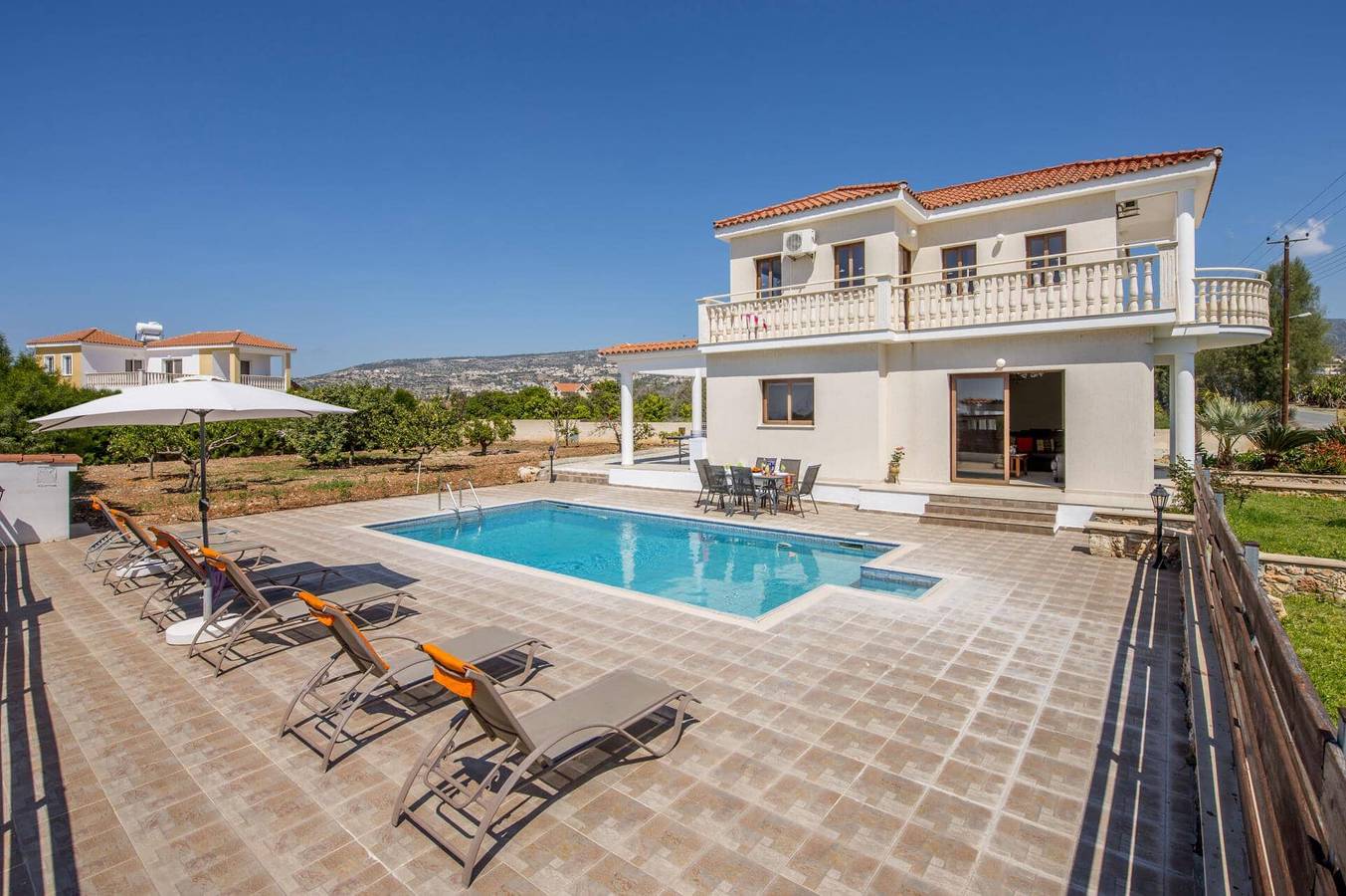 Villa Cypria Maria by Villa Plus in Peyia, Südzypern