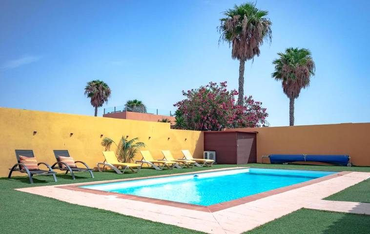 Chalet para 12 personas, con jardín y piscina en Fuerteventura - 2