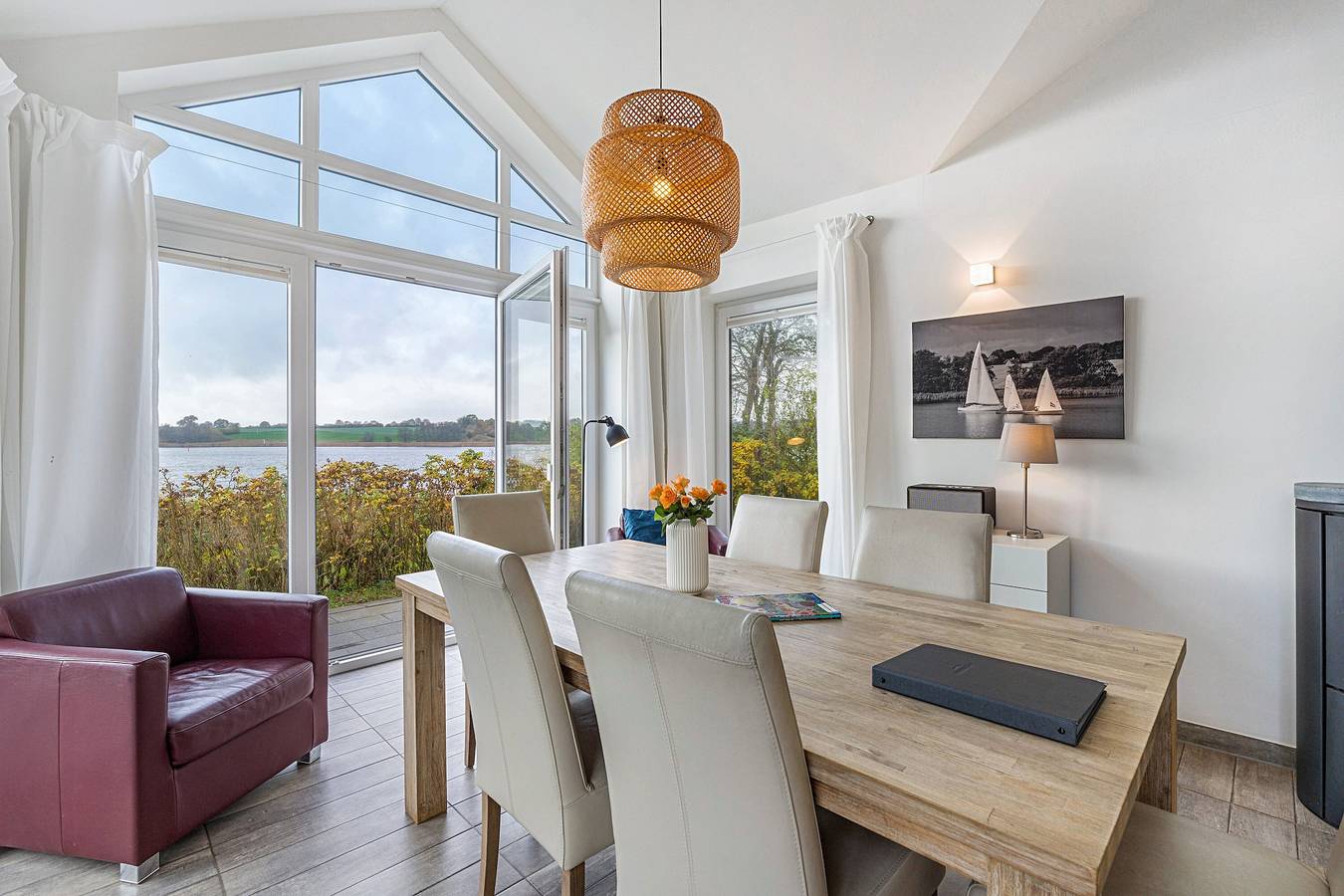 Ferienhaus 'Brombeeruferhaus' mit Meerblick, privater Terrasse und Wlan in Kosel, Rendsburg-Eckernförde