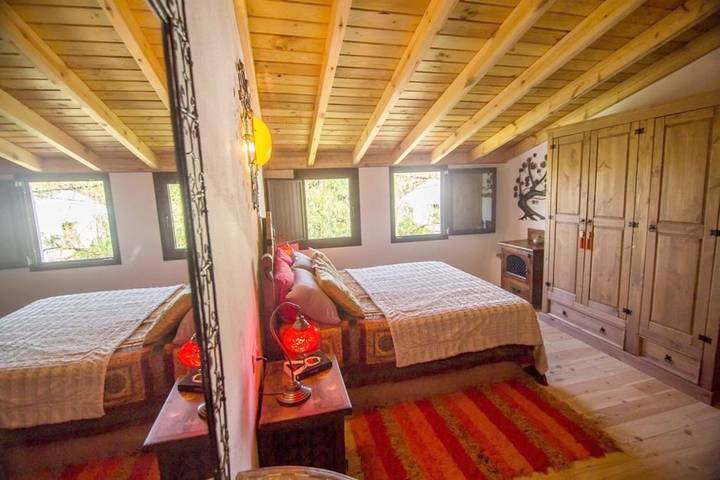 Casa rural para 4 personas, con terraza y vistas, Se admiten mascotas en Alájar - 2