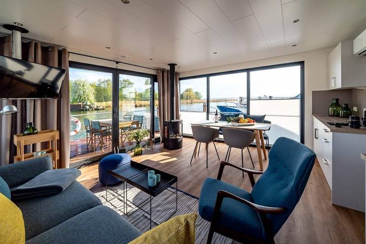 Hausboot für 4 Personen, mit Seeblick und Terrasse am Greifswalder Bodden - 4