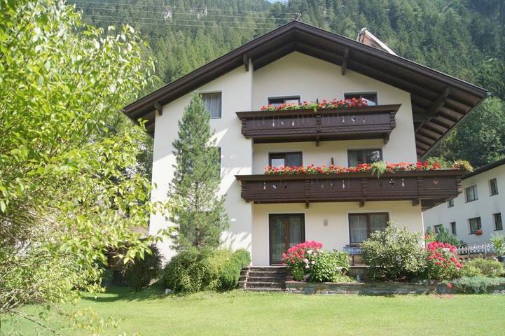 Chambre d’hôte pour 2 personnes, avec jardin ainsi que terrasse et vue à Mayrhofen - 3